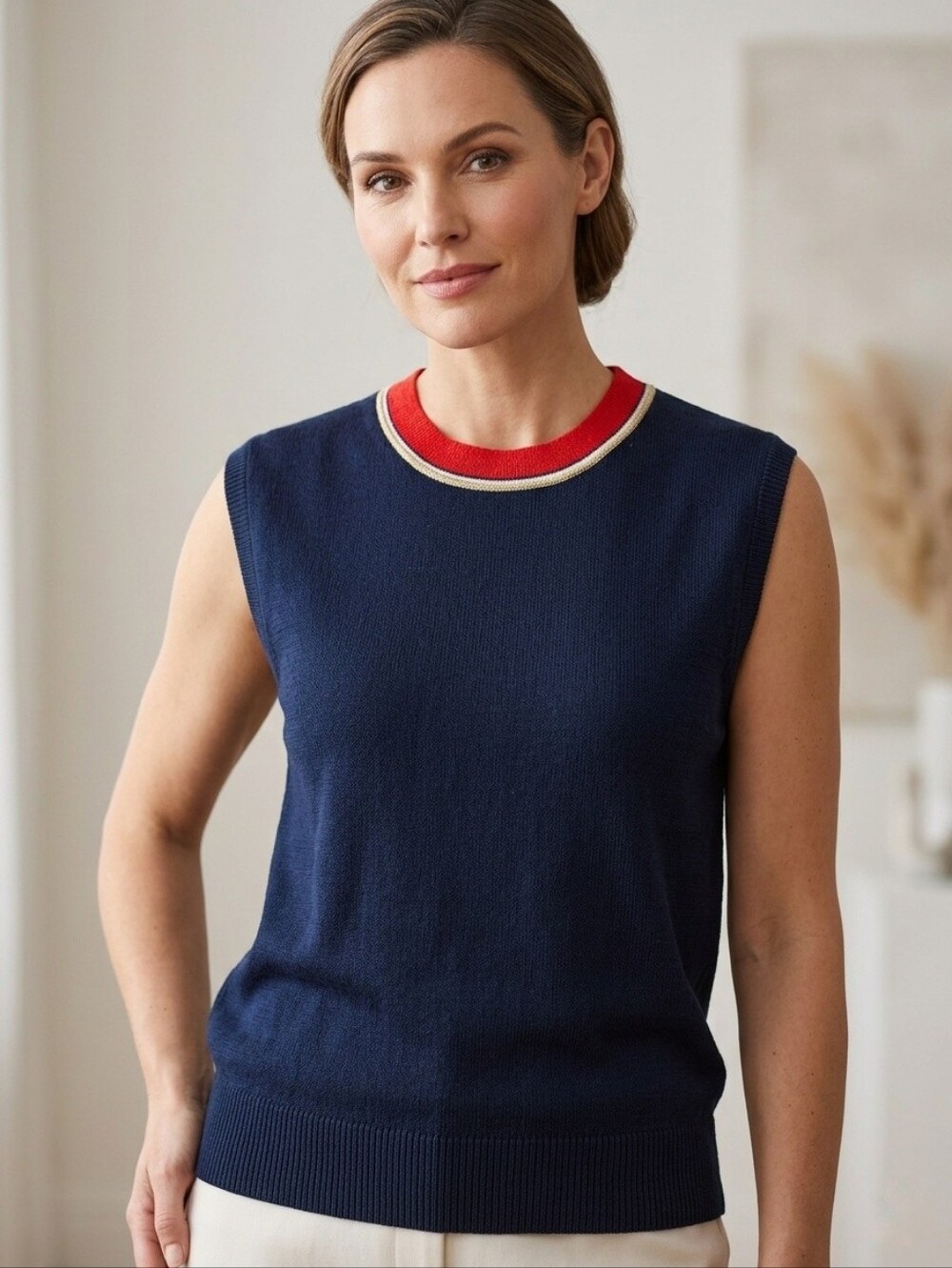 Vtg St. Johns Collection Navy Blue Santana Knit Crew Neck Camisole Shell L